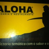Photo taken at Aloha Pizzaria e Restaurante by Heitor on 8/12/2012