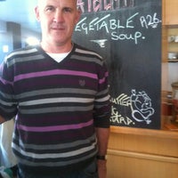 4/23/2012にRicardo D.がAladin Coffee Shopで撮った写真