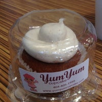 Photo taken at Yum Yum Cupcake by Chioke J. on 11/1/2011