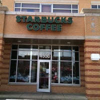 Photo taken at Starbucks by Edwin P. on 9/5/2011