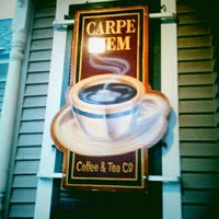 Photo taken at Carpe Diem Coffee &amp;amp; Tea Co. by Jack R. on 12/1/2011