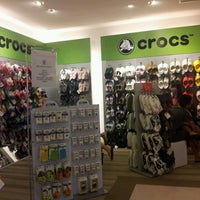 crocs raffles city