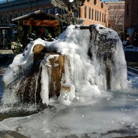 Photo prise au Old Town Square par Brent L. le12/23/2011