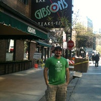 Foto tirada no(a) Gibsons Restaurant Group por Milton C. em 4/2/2012