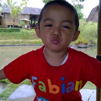 Kampoeng Ikan Resto Fishing Restoran Indonesia