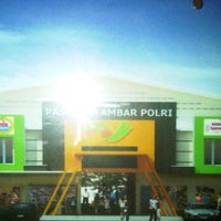 Photo taken at Pasar inpres jelambar by supri on 3/6/2012
