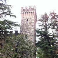 Foto tomada en Castello dell&amp;#39;Oscano  por Vincenzo G. el 9/1/2012