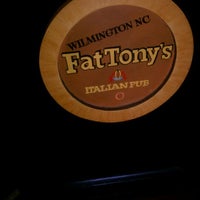 Foto diambil di Fat Tony&amp;#39;s Italian Pub oleh Jason R. pada 11/13/2011