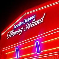 รูปภาพถ่ายที่ New Vision Theatres Fleming Island 12 โดย my9oh4.com J. เมื่อ 9/30/2011