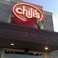 Foto diambil di Chili&amp;#39;s Grill &amp;amp; Bar oleh Rick T. pada 3/14/2012
