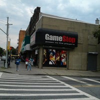 Photo taken at GameStop by Kiahoney J. on 8/20/2012