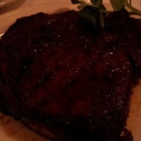 Photo taken at Angelo &amp;amp; Maxie&amp;#39;s Steakhouse by Kristopher J. on 10/11/2011