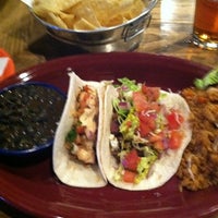 1/21/2012 tarihinde Lise P.ziyaretçi tarafından Twisted Taco'de çekilen fotoğraf