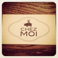 Foto tirada no(a) Chez Moi por Emma H. em 6/19/2012