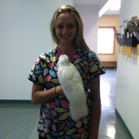Снимок сделан в Animal &amp;amp; Avian Medical Center пользователем Lauren K. 8/25/2011