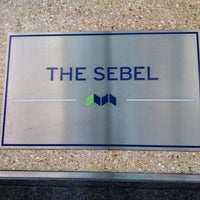 รูปภาพถ่ายที่ The Sebel Residence โดย KO L. เมื่อ 1/13/2011