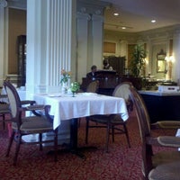 Снимок сделан в The Regency Room at The Hotel Roanoke &amp;amp; Conference Center пользователем Sean L. 7/15/2012