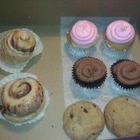 Photo taken at 111 Cakery by Chancellor J. on 10/14/2011