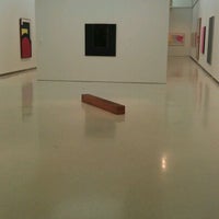 Foto diambil di Carnegie Museum of Art oleh Steve S. pada 9/1/2011
