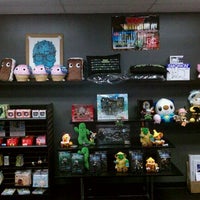 Photo taken at Insomnia Video Game Culture &amp;amp; Vinyl Toys by Derrick S. on 6/19/2011
