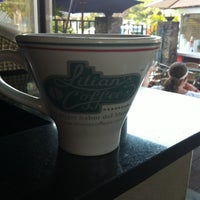 Foto scattata a Lilian&amp;#39;s Coffee&amp;#39;s Ixtapa da Mara T. il 1/1/2012