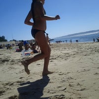 Foto diambil di Praia de Santo Amaro de Oeiras oleh Rodrigo C. pada 8/3/2012