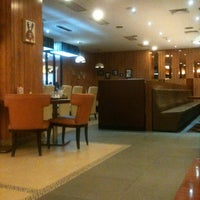 Lucky star cafe