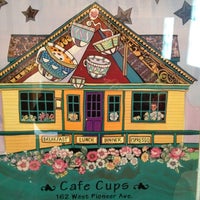 5/12/2012 tarihinde Gary M.ziyaretçi tarafından Cafe Cups'de çekilen fotoğraf