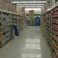 Photo taken at Ultra Foods by Brucy_b on 10/31/2011