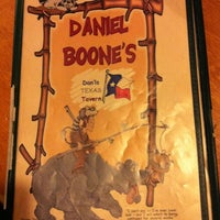 Снимок сделан в Daniel Boone&amp;#39;s Grill &amp;amp; Tavern пользователем gary n. 1/3/2011