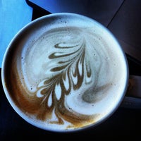 Foto tirada no(a) Indie Coffee por Mark K. em 8/27/2012