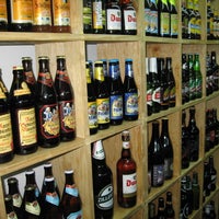 Das Foto wurde bei The beer company naucalpan von The beer company n. am 7/28/2012 aufgenommen