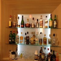 Photo taken at Lounge Bar Ibis Hotel by Alexton on 6/22/2012