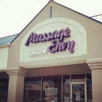 Photo taken at Massage Envy - Edgewater by Nazim P. on 8/25/2012