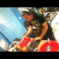 Photo taken at e-djs Escola de DJs by Lisa B. on 4/20/2012
