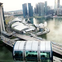 Photo taken at Singapore Flyer Gifts by OFF_SCUBA 6. on 5/25/2012