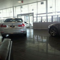 รูปภาพถ่ายที่ Faulkner BMW โดย Sean R. เมื่อ 2/13/2012