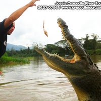 Foto tomada en Jose&amp;#39;s Crocodile River Tour  por Croocodile T. el 8/18/2012