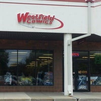 Foto tirada no(a) Westfield Comics - West por Tim W. em 8/12/2012