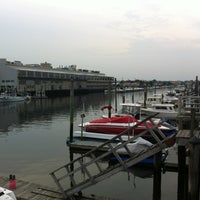 Photo taken at Old Mill Yacht Club by hoai vi p. on 7/7/2012