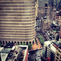 Photo taken at JPMorgan Chase by Olu H. on 5/21/2012