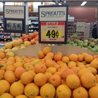 Photo taken at Sprouts Farmers Market by Perla S. on 4/10/2012