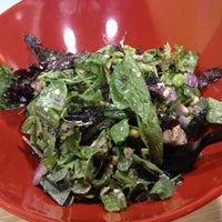 Foto tomada en Salad Creations  por Chris B. el 9/2/2012