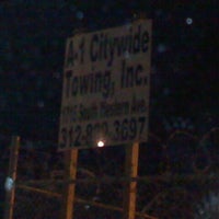 Photo taken at A1 Citywide Towing by Elisa on 8/28/2011