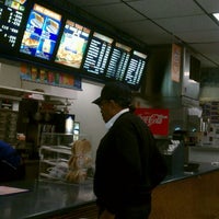 Photo taken at White Castle by Jazzy on 9/27/2011