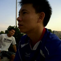 Photo taken at สนามวอลเล่ย์บอล สะพานพระราม 8 (Volleyball Court, Rama XIII Bridge) by alitle m. on 12/18/2011