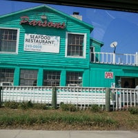 Foto tirada no(a) Parsons Seafood Restaurant por Chandra G. em 9/24/2011