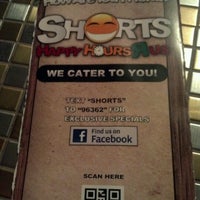 รูปภาพถ่ายที่ Shorts Sports Bar &amp;amp; Grill โดย Eric C. เมื่อ 6/29/2012