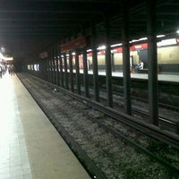 Photo taken at Estación Medrano - Almagro [Línea B] by Veronella S. on 3/31/2012