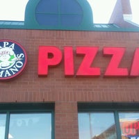 Foto diambil di Papa Romano&amp;#39;s Pizza &amp;amp; Mr. Pita oleh Blake K. pada 2/4/2012
